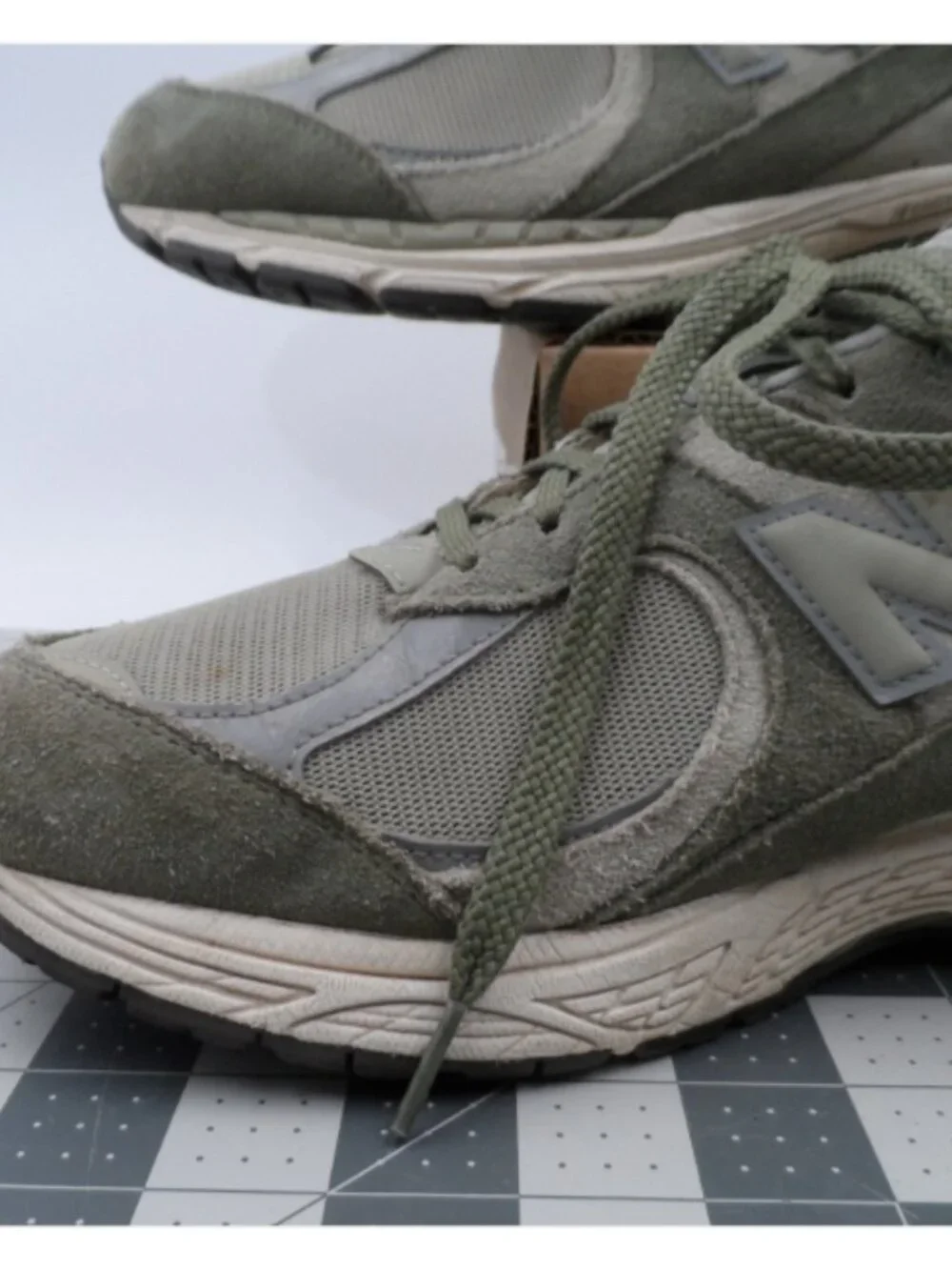 New Balance U2002RCA Running Shoes Dark Olive/Grey Men Size 10.5 Women 12